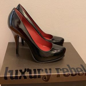 Luxury Rebel Pump